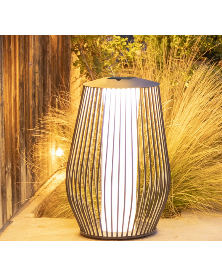 Mandalay Solar Outdoor Light - Graphite aluminum