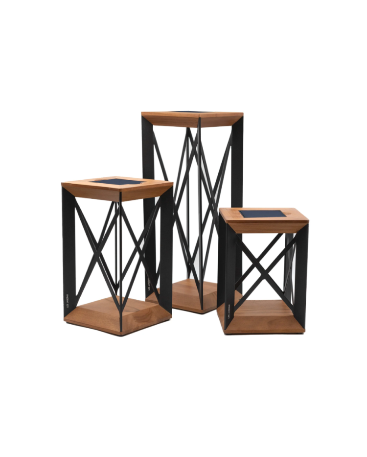 Soho Solar Outdoor Light - Bronze aluminum with TEAK 